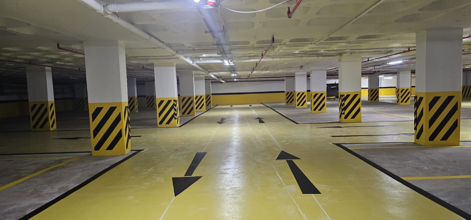 Kapalı Otopark Çizgi ve Kolon Boyama